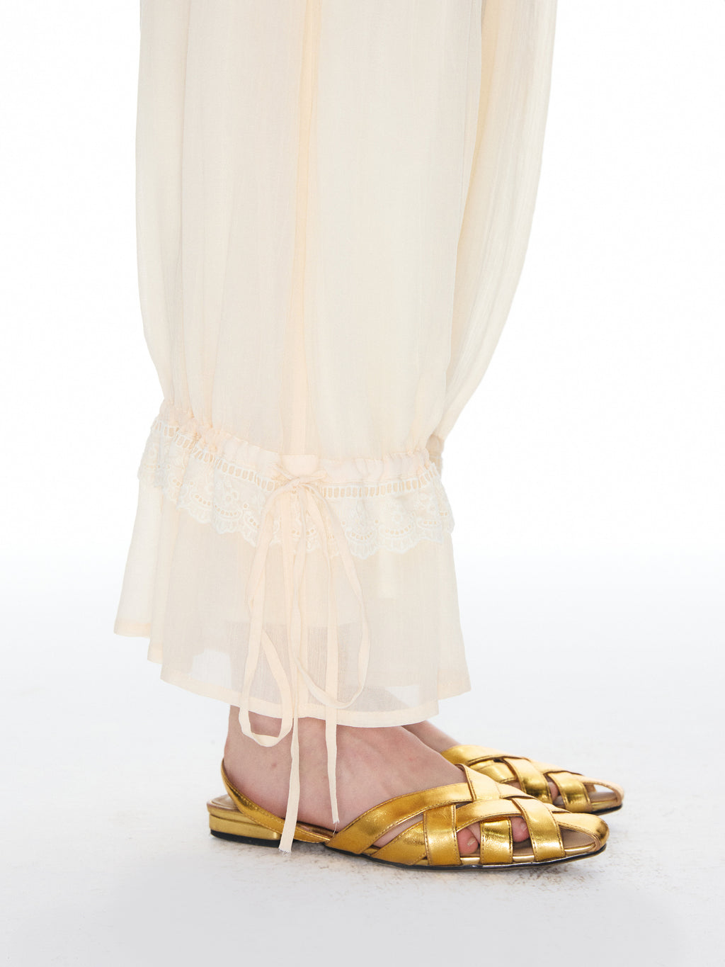 Lantern Lace Pants