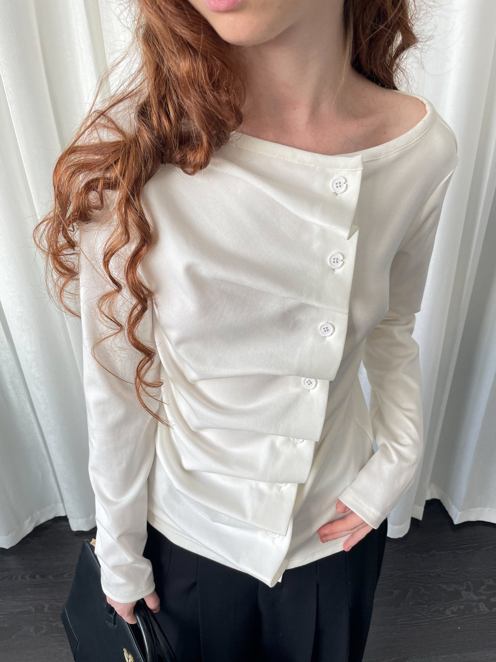 Cotton pleated long-sleeved shirt