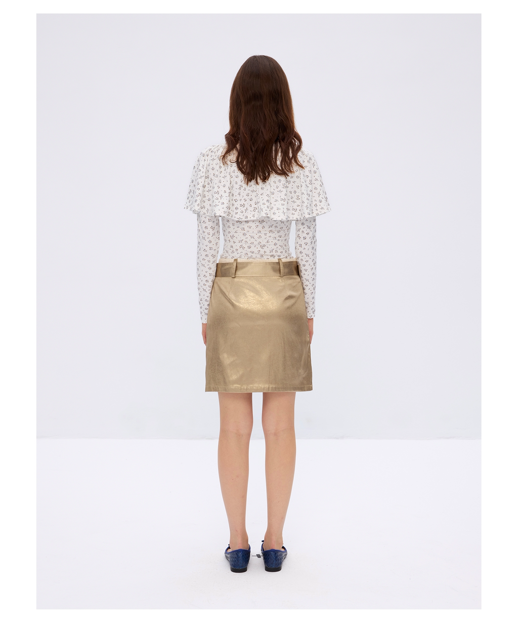 Chic Gold Pleated Short Skirt