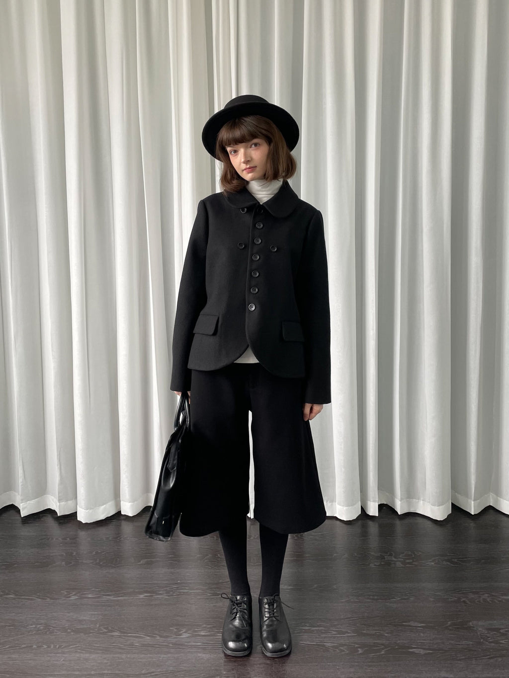 Detachable cape woolen coat