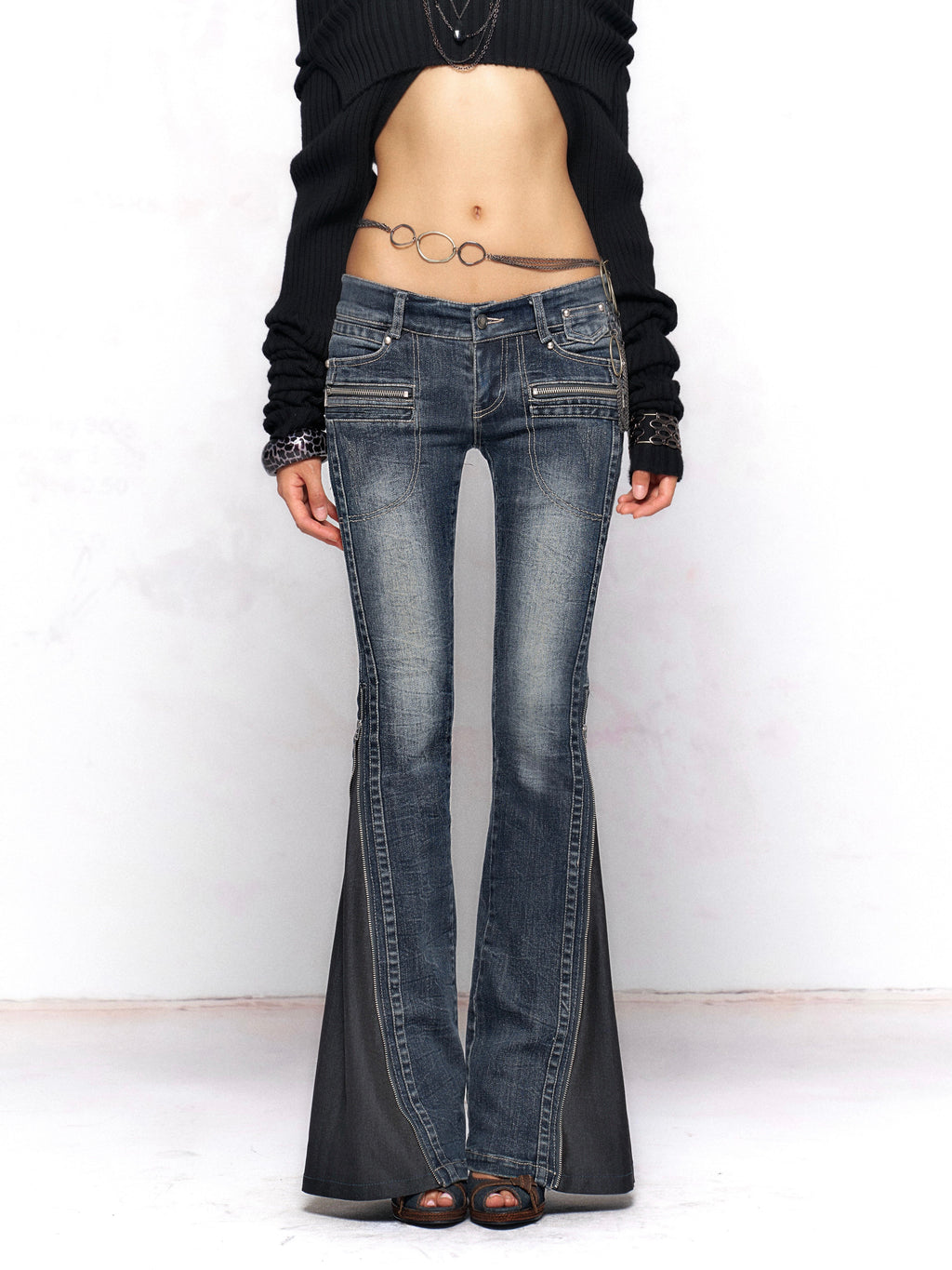 Zip Flare Jeans