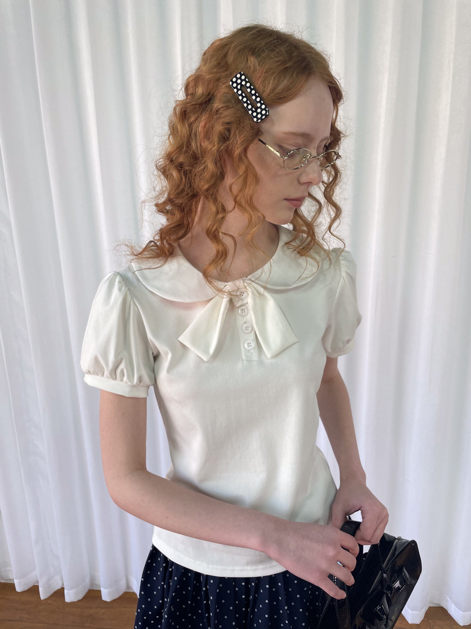 Bow tie knitted shirt
