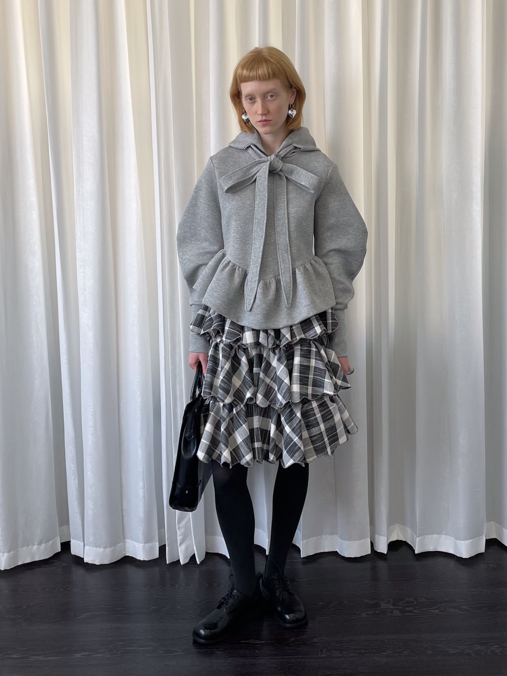 Bow gray sweatshirt