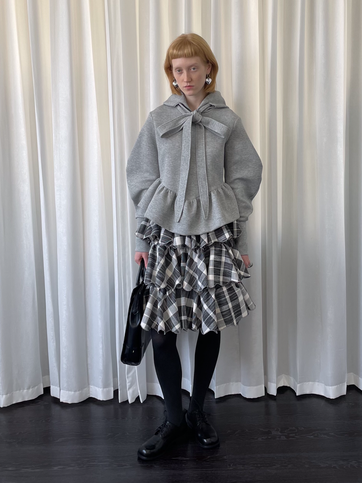 Bow gray sweatshirt