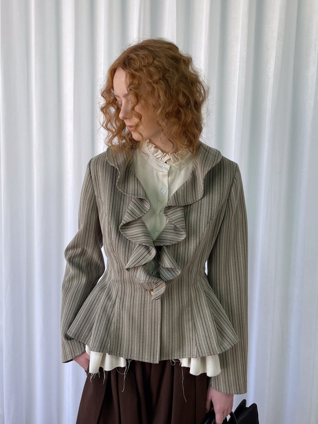 Lace placket short blazer
