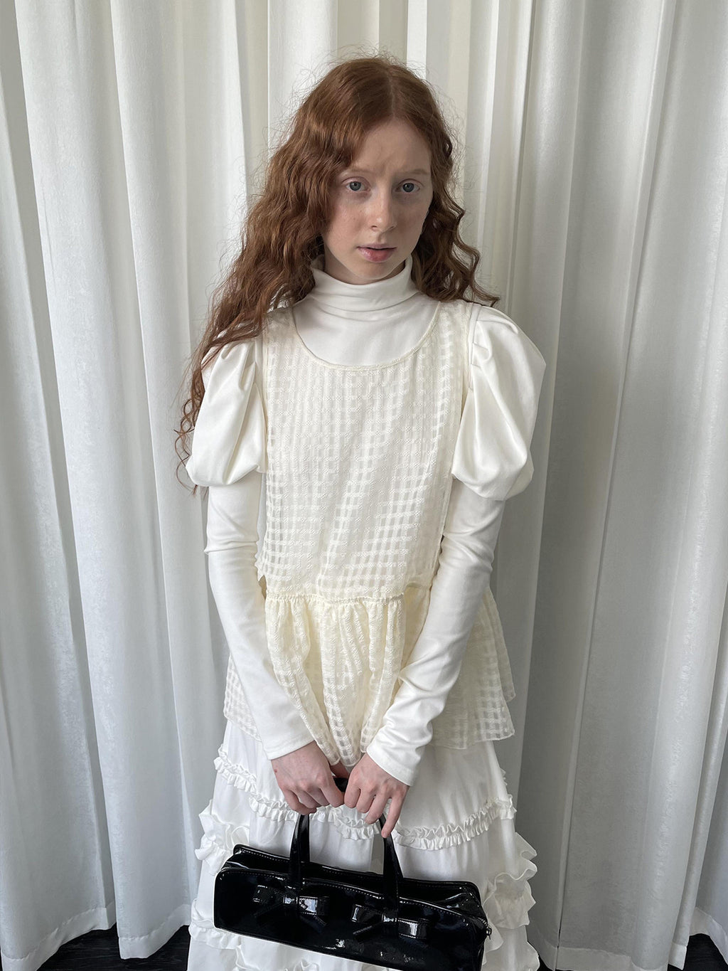 Puff sleeve knitted shirt