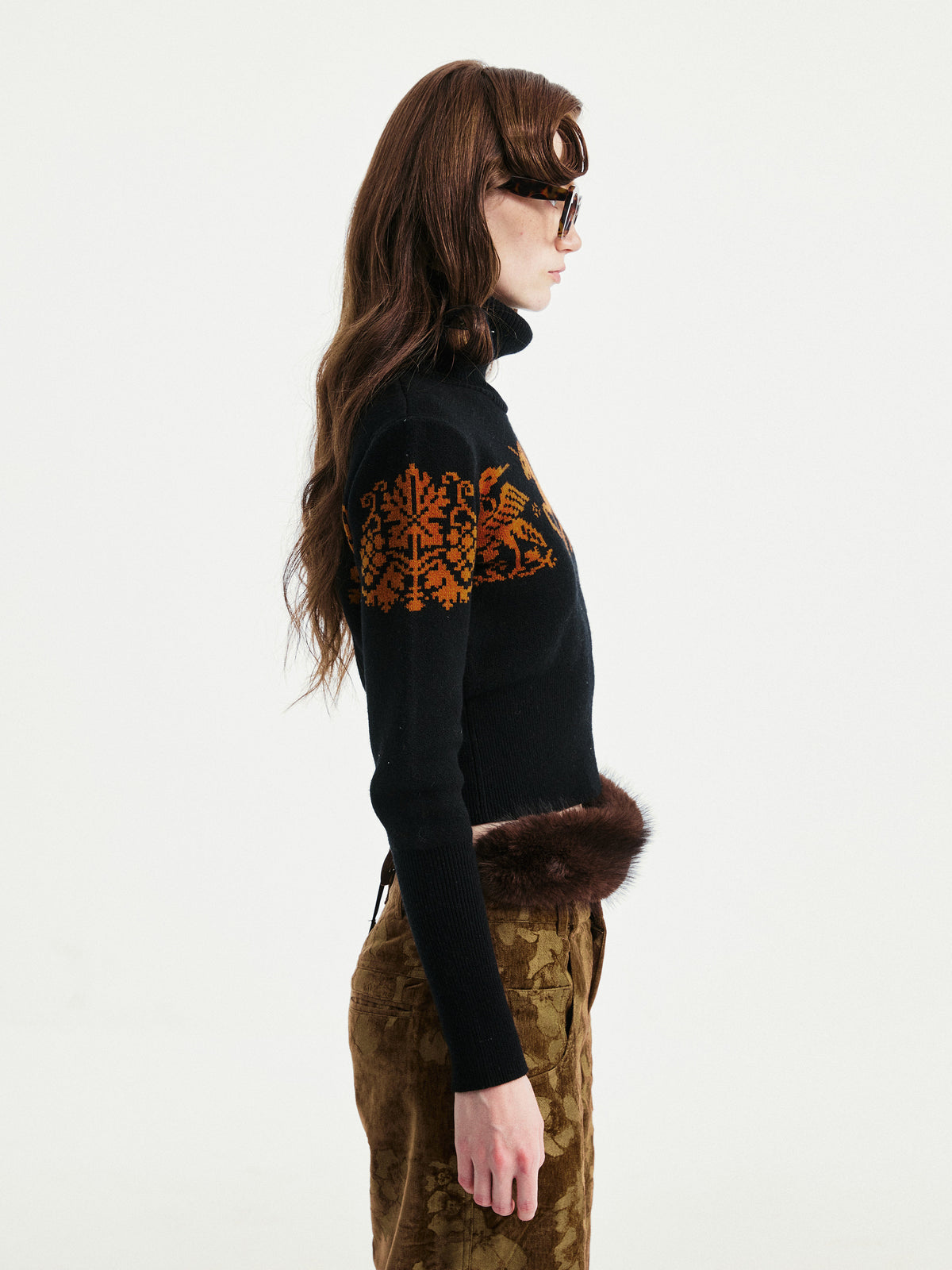 Pony pattern jacquard pullover