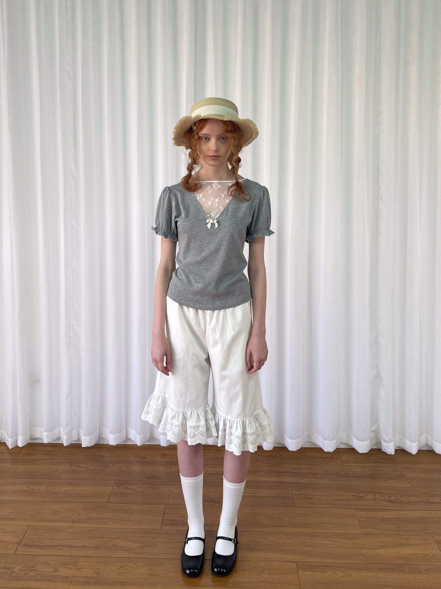 Lace straight cropped pants