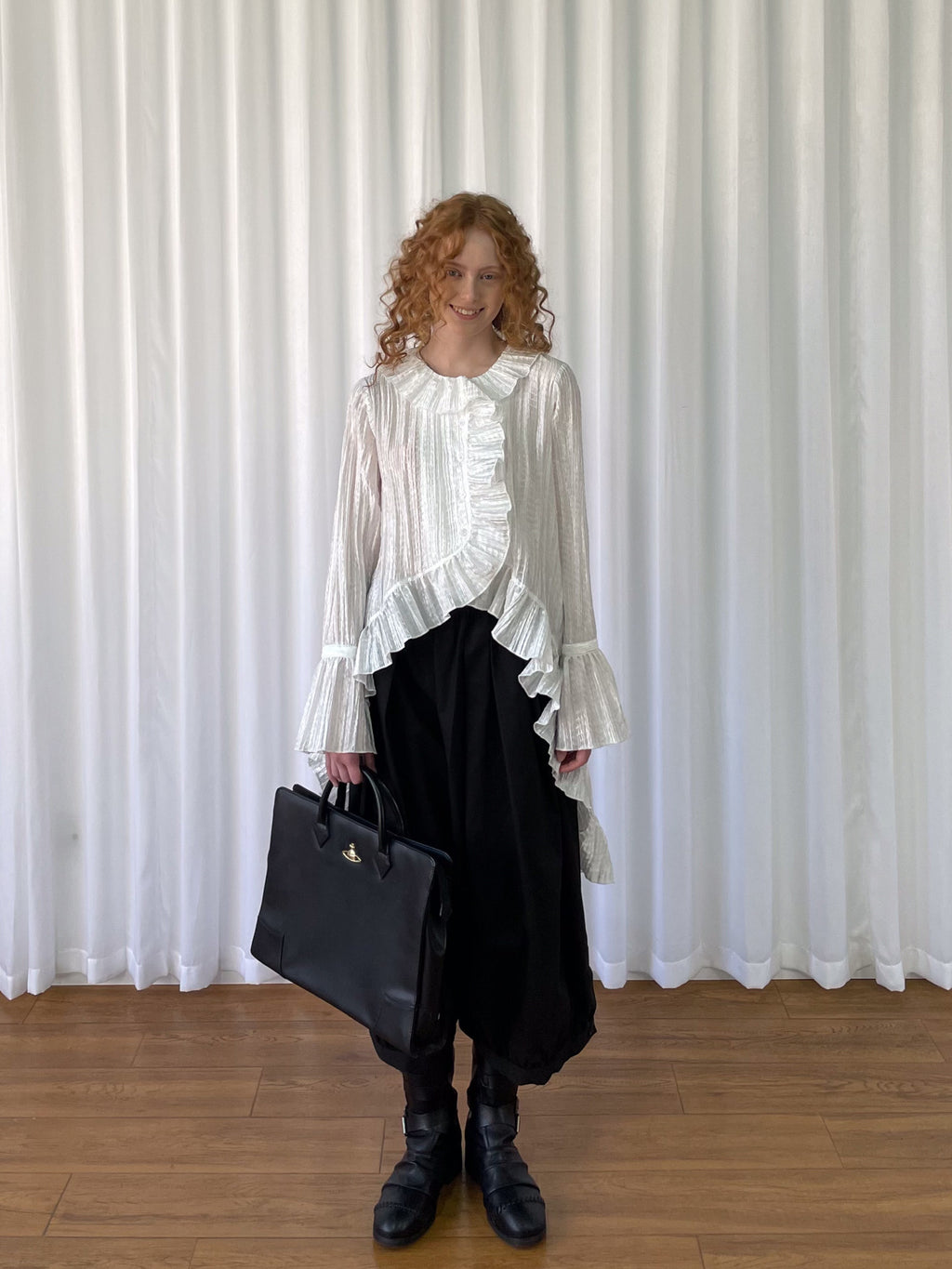 Lace wrinkled ruffled sleeve shirt