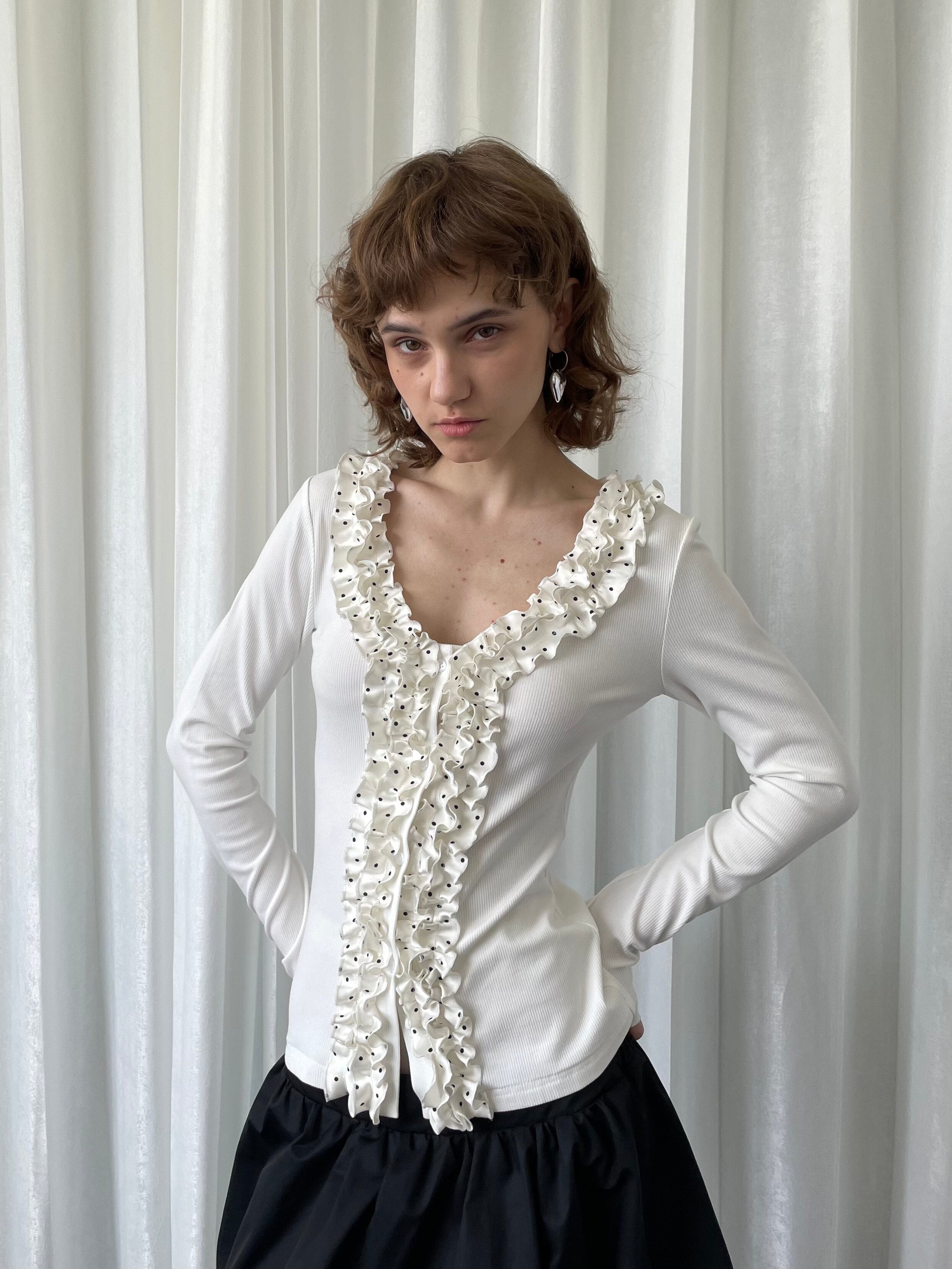 Polka dot lace collar white top