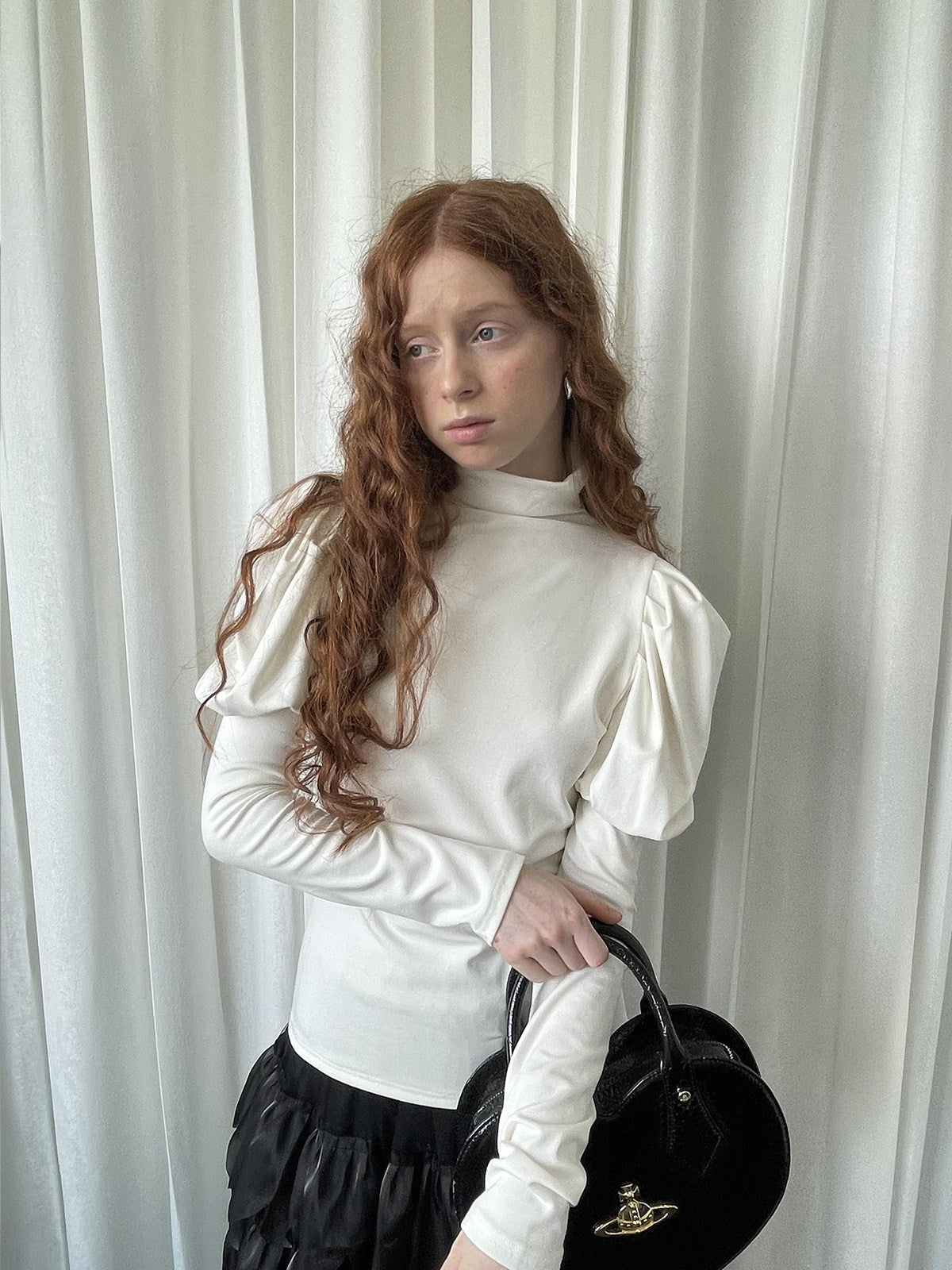 Puff sleeve knitted shirt
