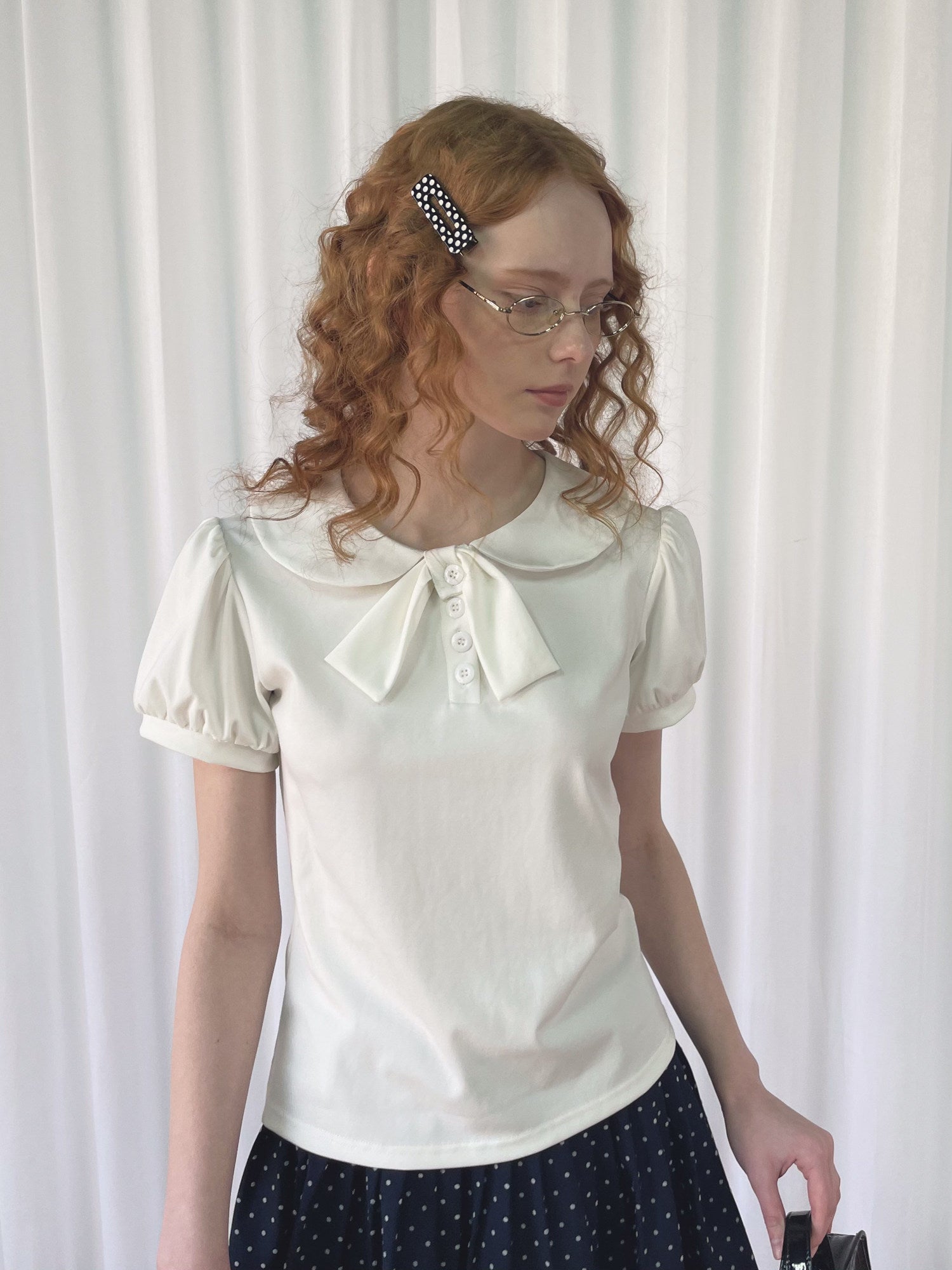 Bow tie knitted shirt