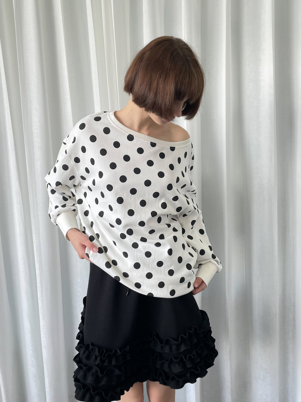 Polka dot one-shoulder long sleeve