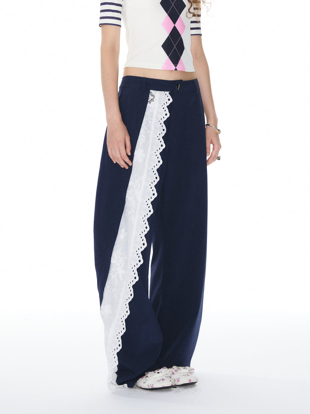 Lace curved pants