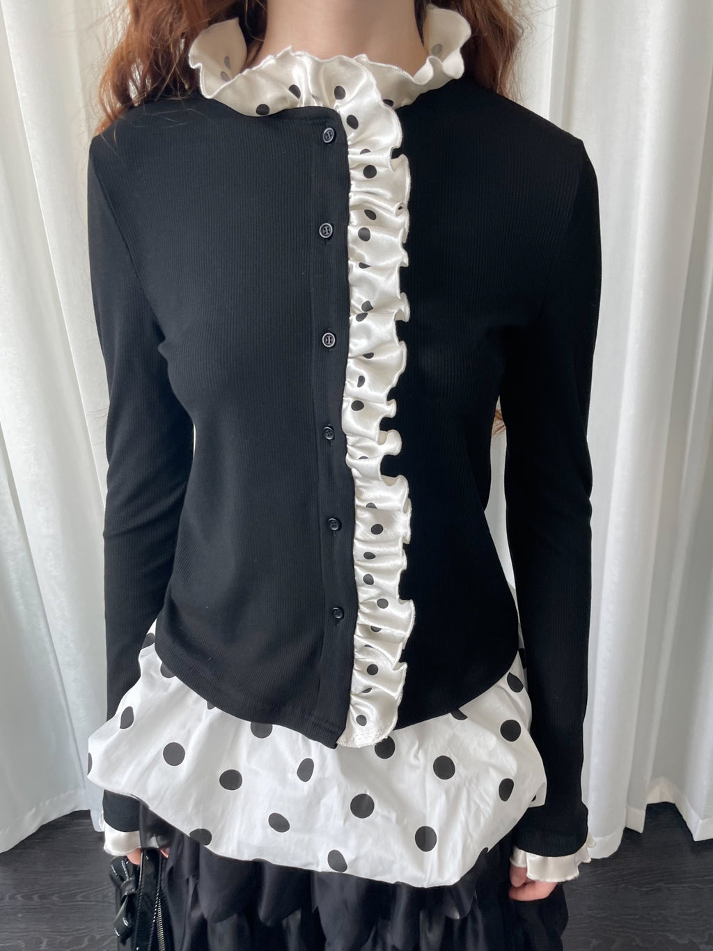 Knitted cardigan with polka dot lace