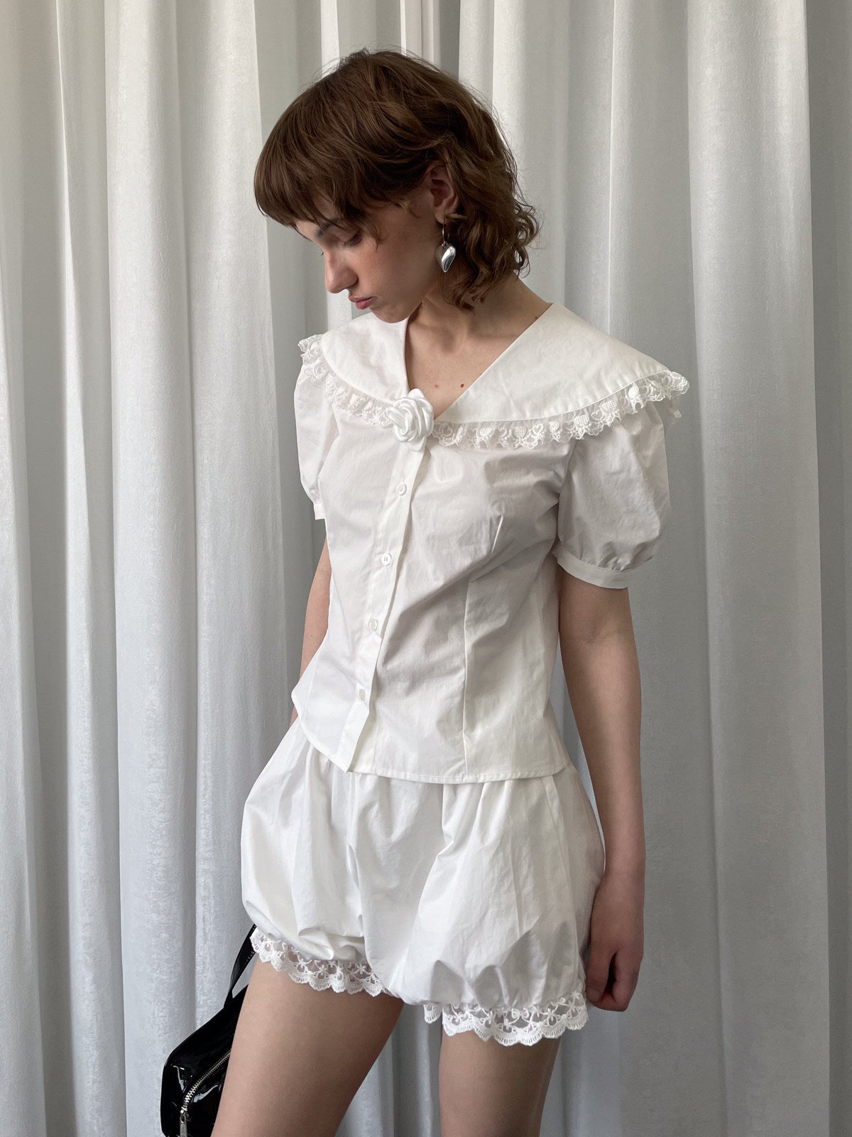 Camellia short-sleeved shirt