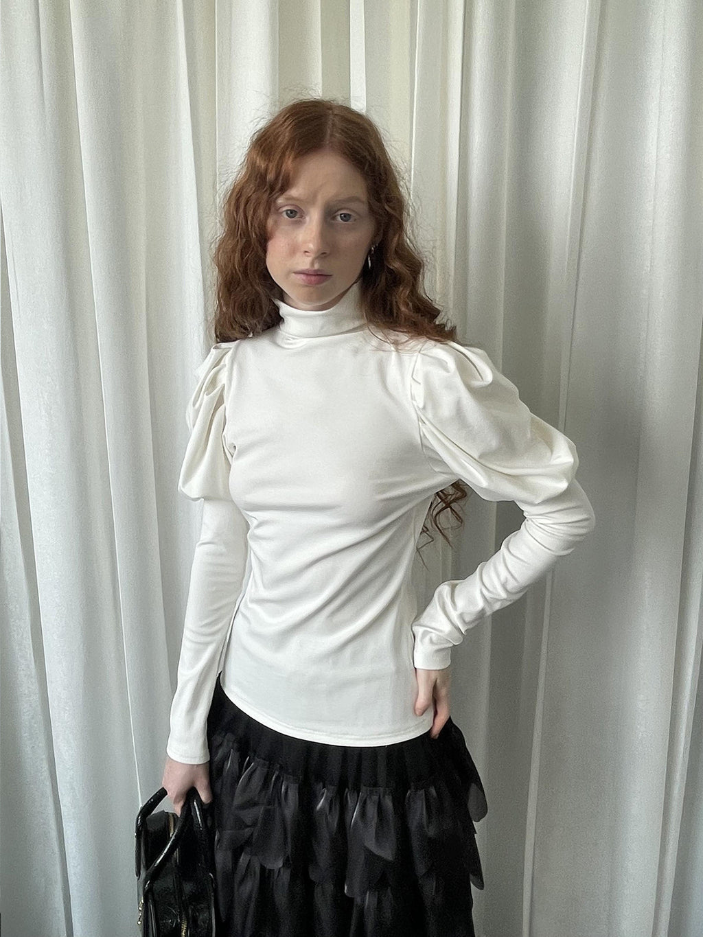 Puff sleeve knitted shirt
