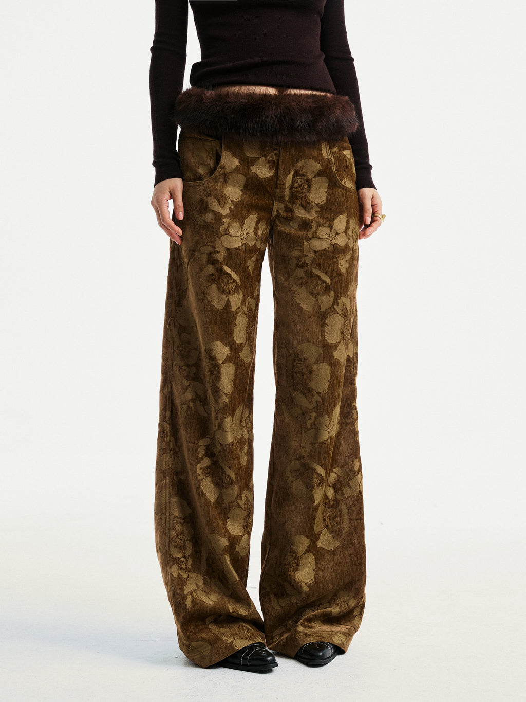 Floral jacquard pants