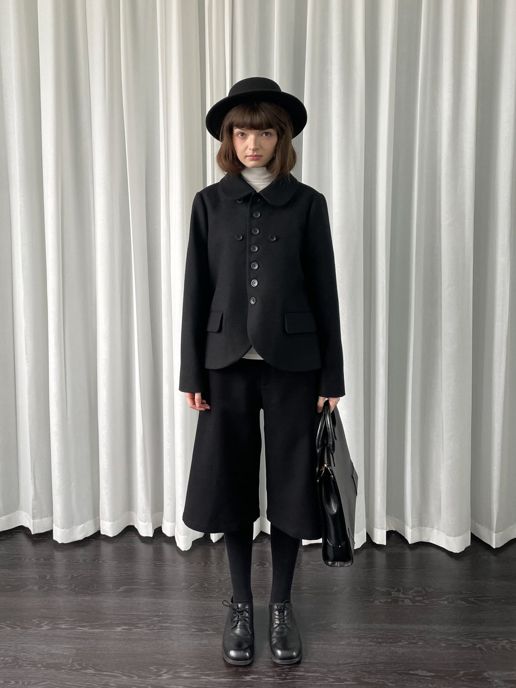 Detachable cape woolen coat
