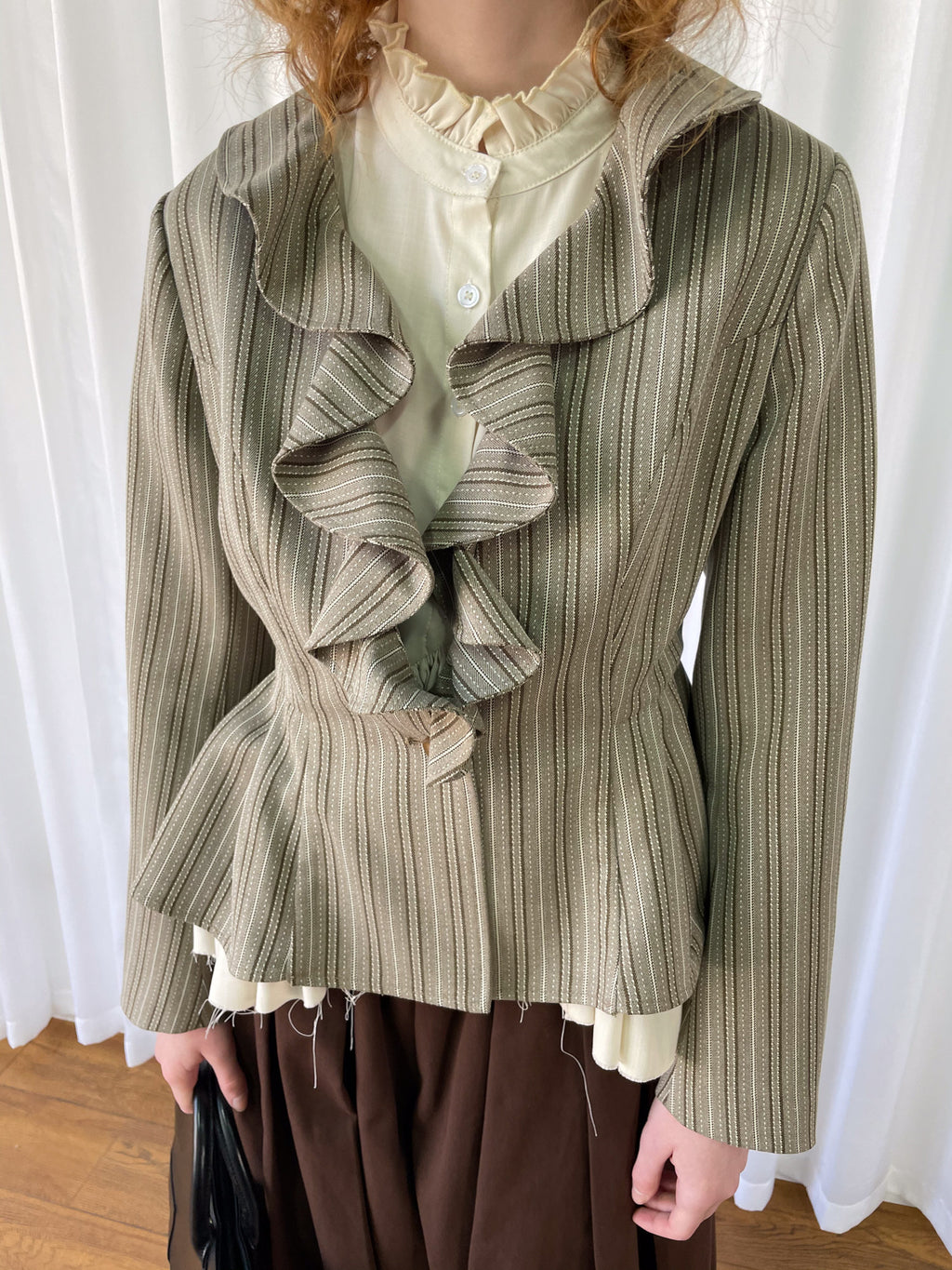 Lace placket short blazer