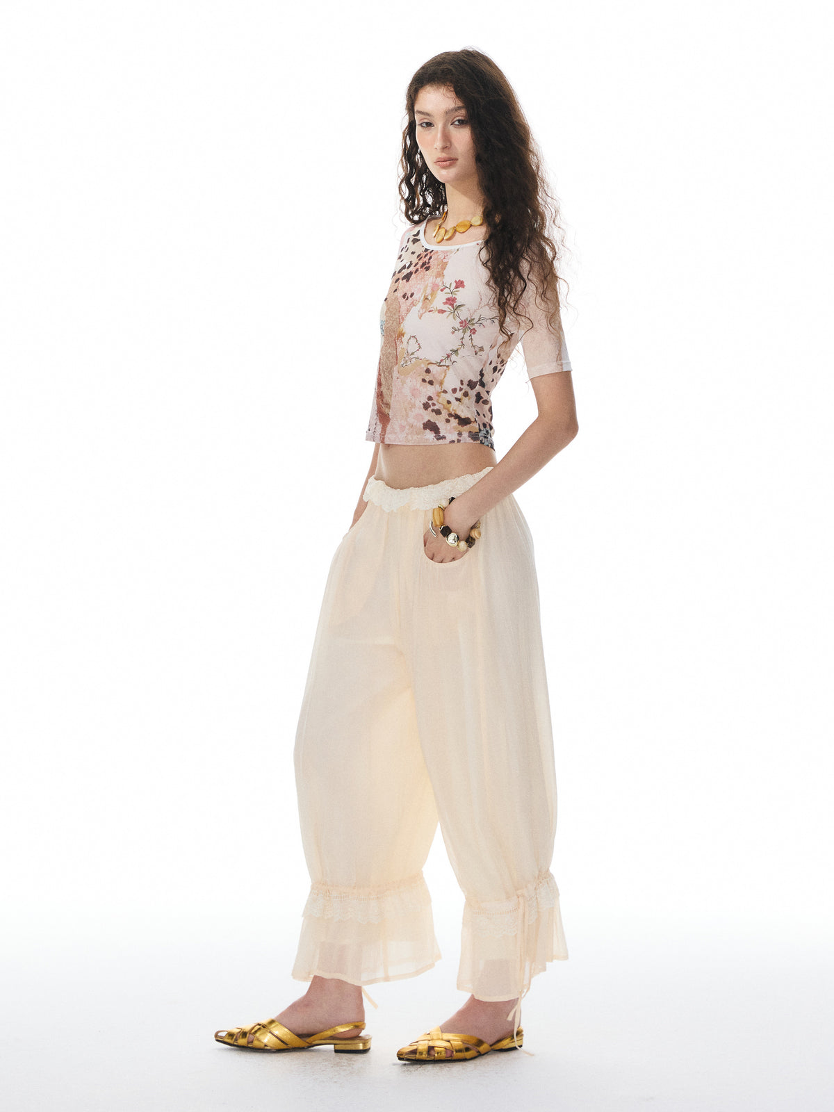 Lantern Lace Pants