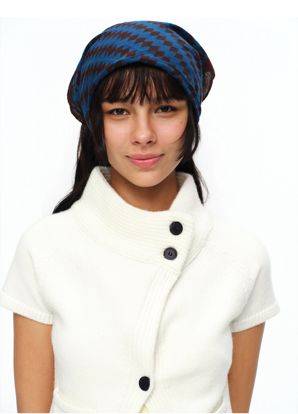 Short sleeve knit vest